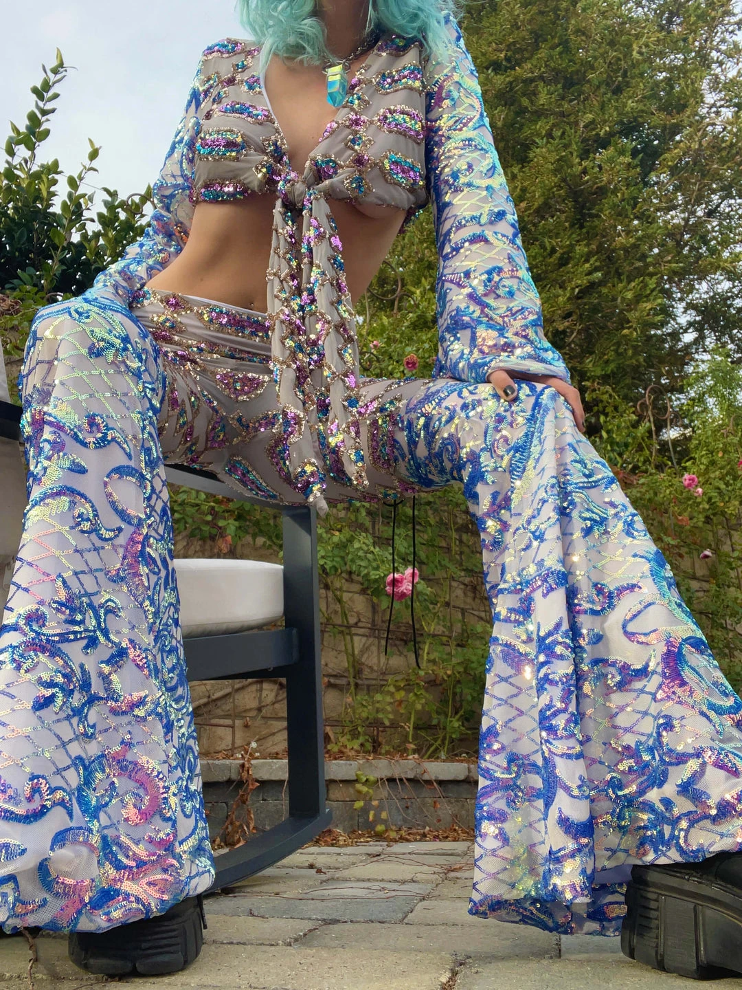 Disco Lemonade Queen Of Swords Disco Bell Top DISCO TOPZ 7 Disco Lemonade Queen Of Swords Disco Bell Top DISCO TOPZ